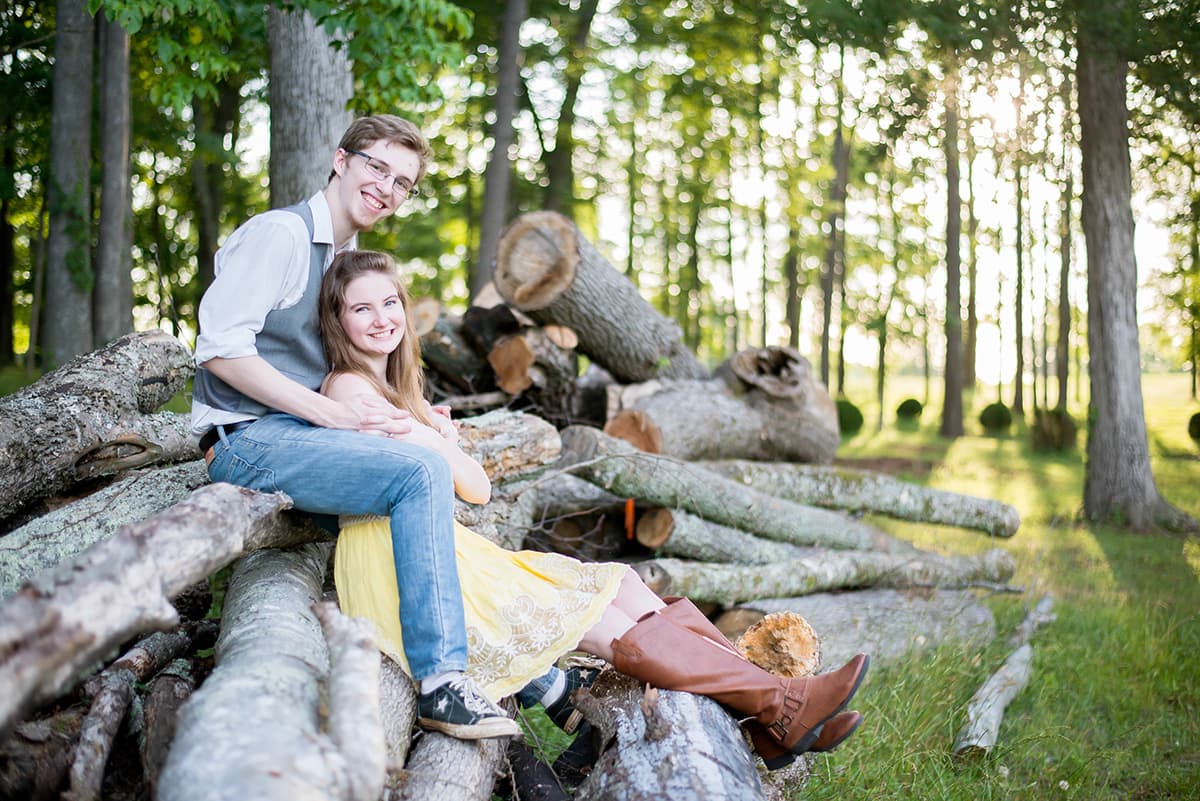 Woodsy and vintage engagement pictures in Greenville, SC