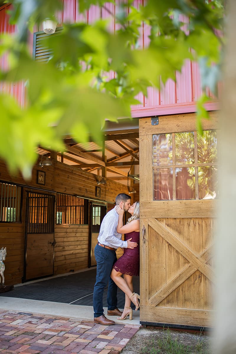 Barn engagement pictures | happy and joyful engagement