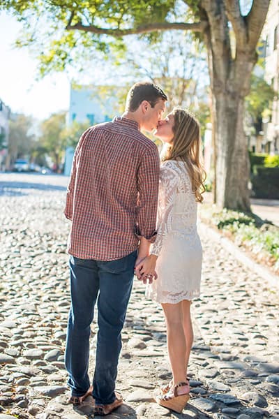 Engagement photographer in Charleston, SC