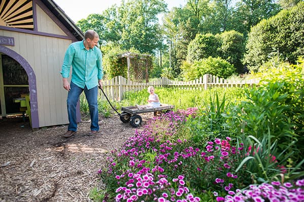 Clemson, SC Family photographer | SC Botanical Gardens located in Clemson, SC